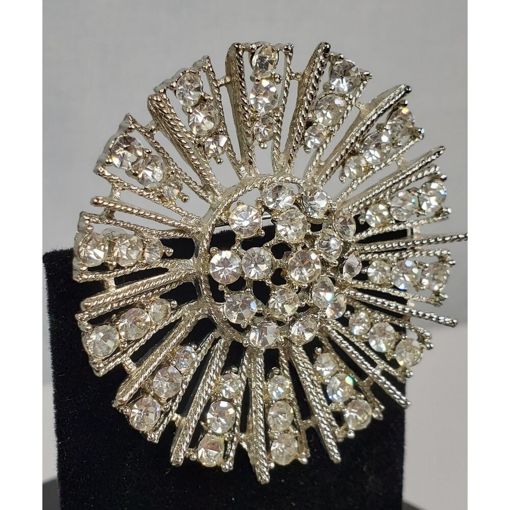 Vintage Large Sunburst Crystal Rhinestone 2.5" Silver Tone Brooch - Picture 3 of 16
